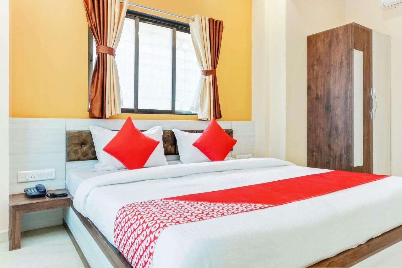 Oyo 29634 Hotel Navalai Pride Ratnāgiri Esterno foto