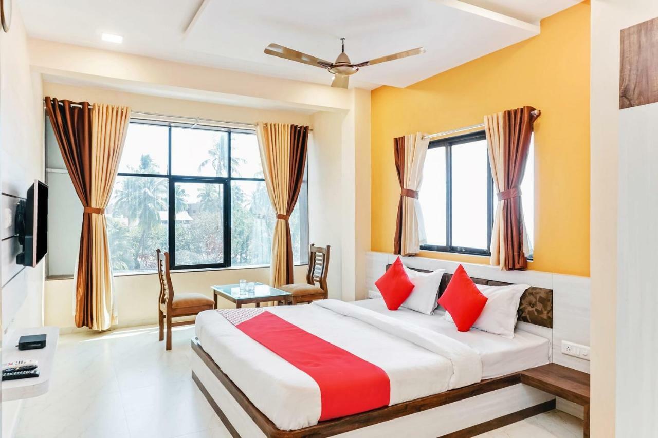 Oyo 29634 Hotel Navalai Pride Ratnāgiri Esterno foto