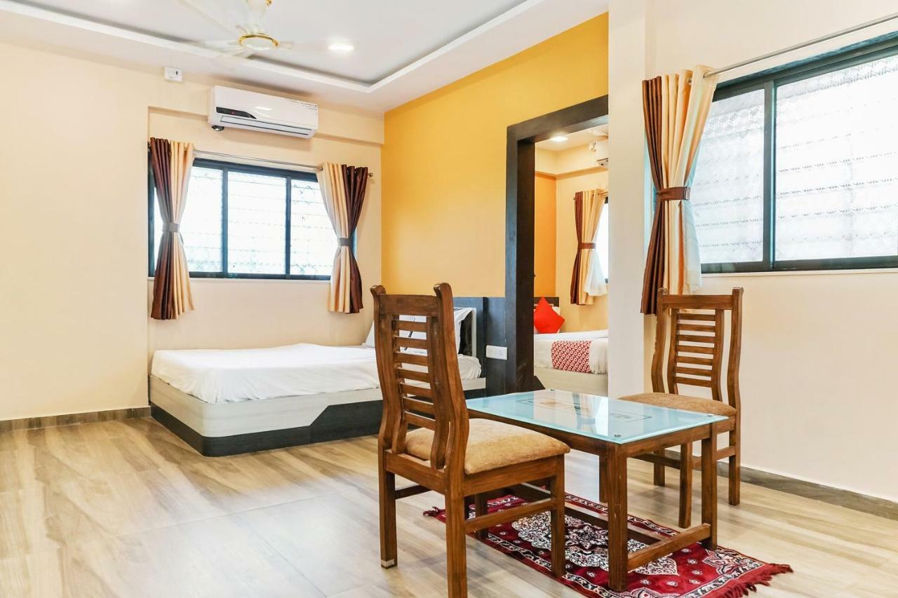 Oyo 29634 Hotel Navalai Pride Ratnāgiri Esterno foto